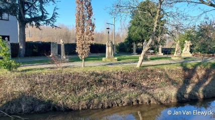 Langs beelden van Herman De Cuyper in Blaasveld en Kalfort, met zoon Chris als gids